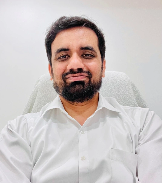 Dr Gyanendra